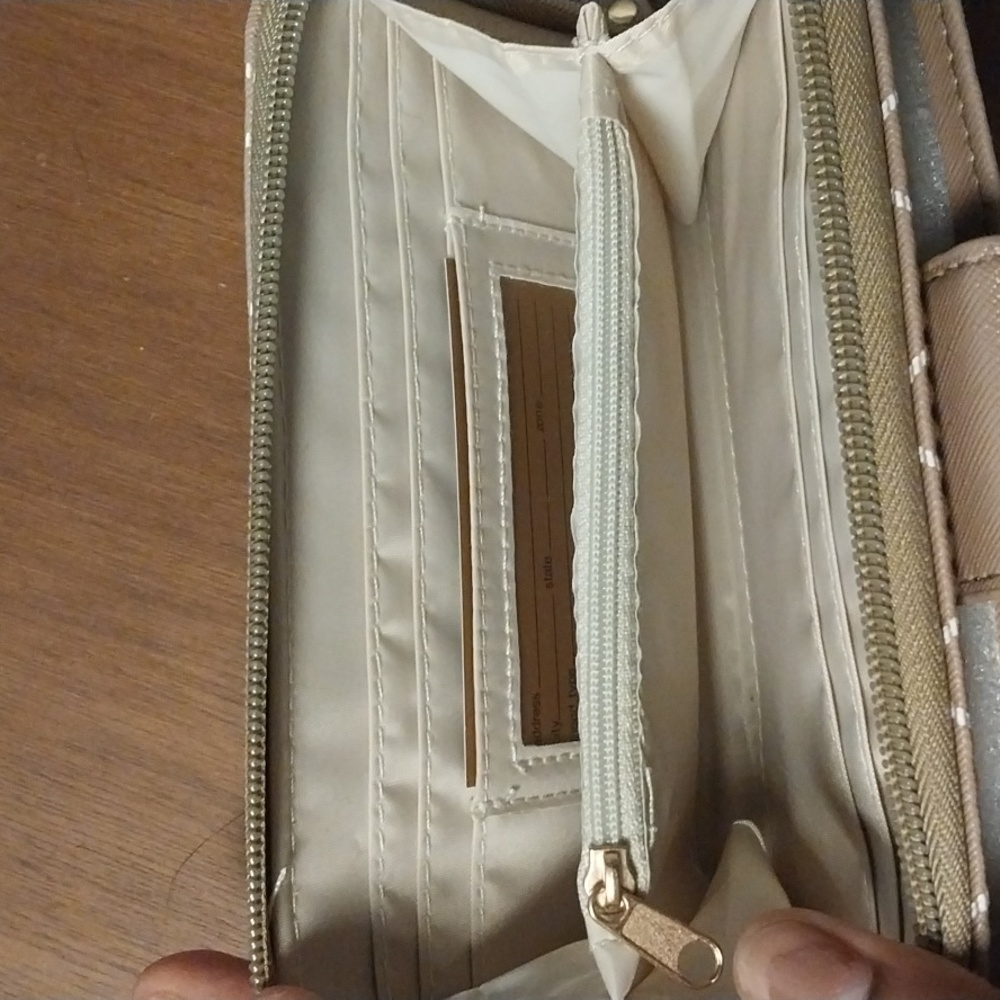 Wallet - Picture 5 of 8